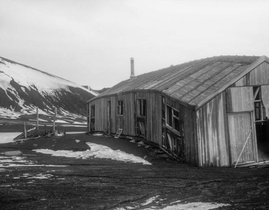 A visit on Deception Island Antarctica