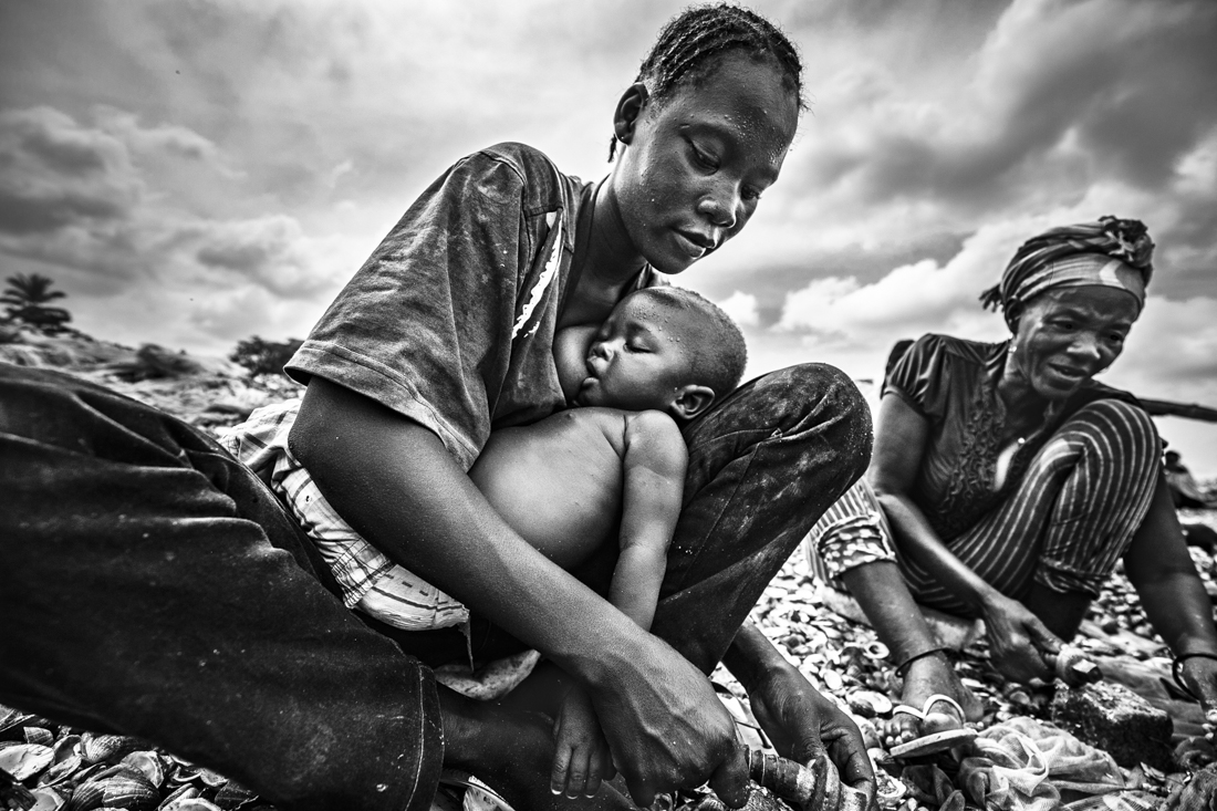 Resilient mothers