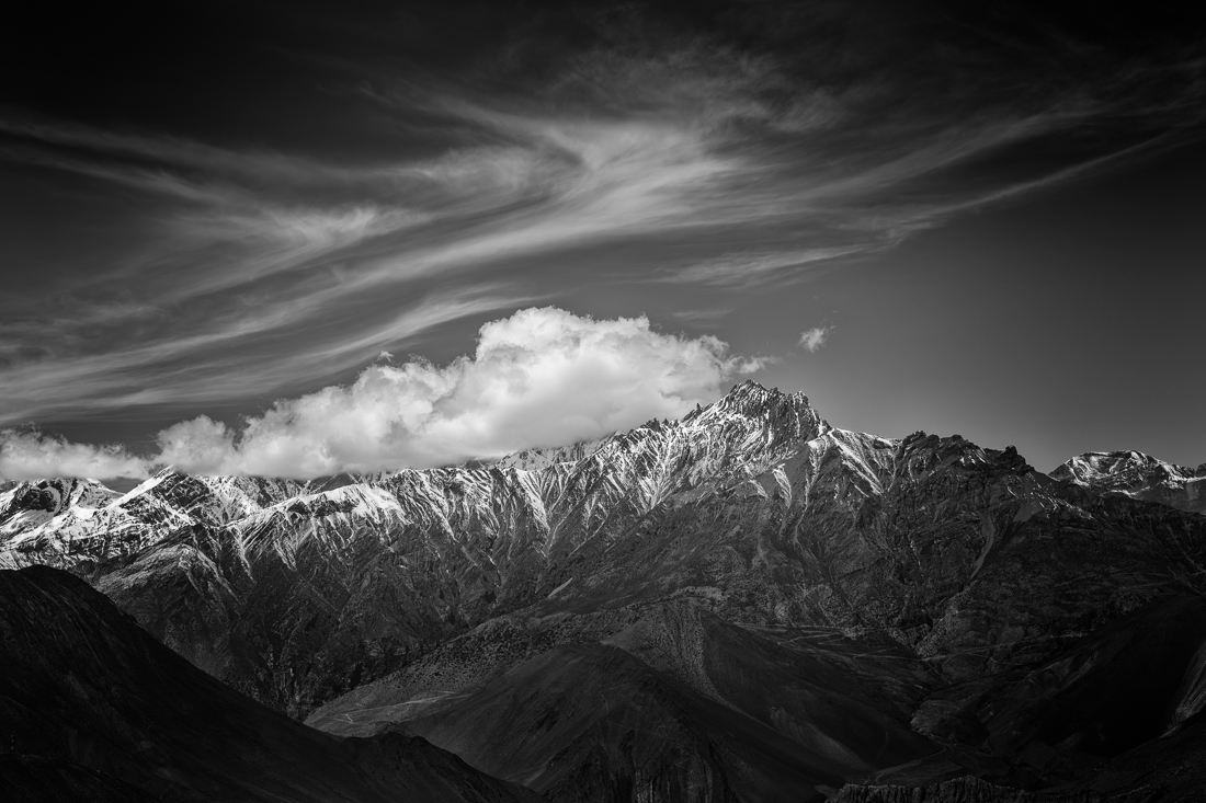 Dramatic Kingdom of Lo