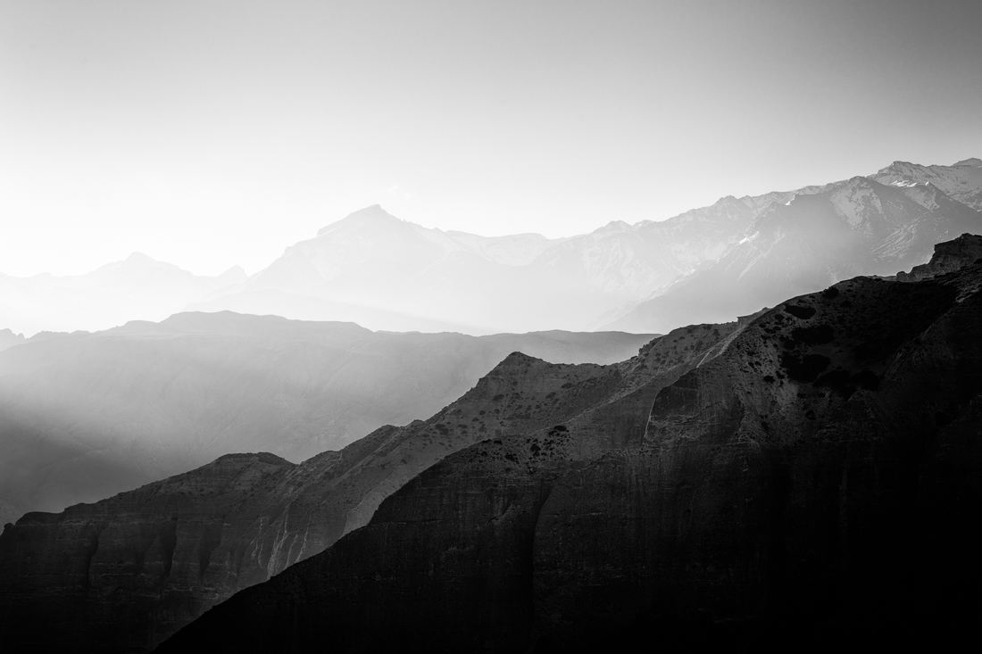 Dramatic Kingdom of Lo