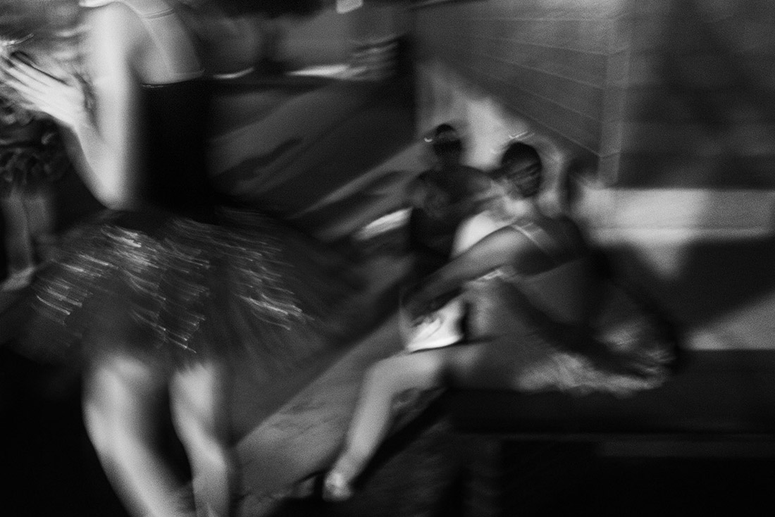 ENTRE BAMBALINAS