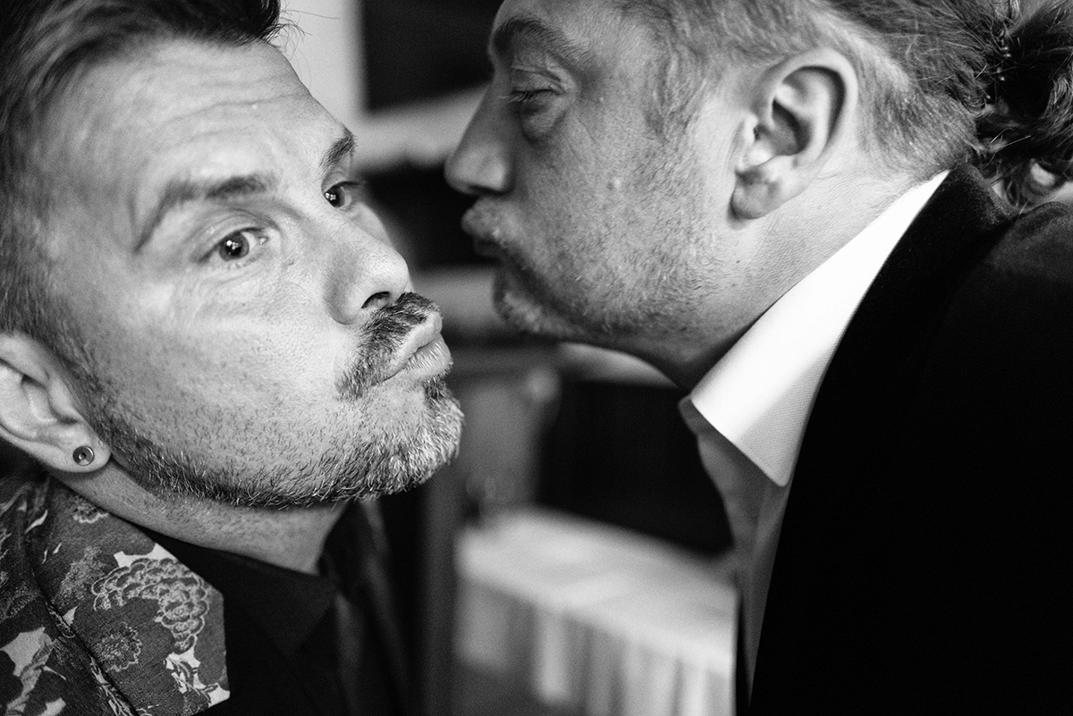The seductive backstage