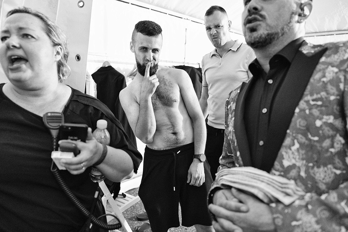 The seductive backstage
