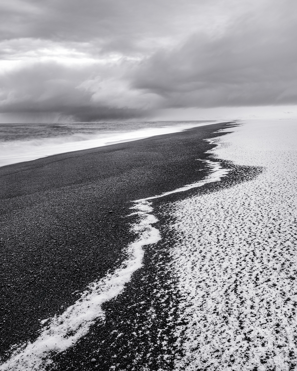 Icelandic black sand landscapes 