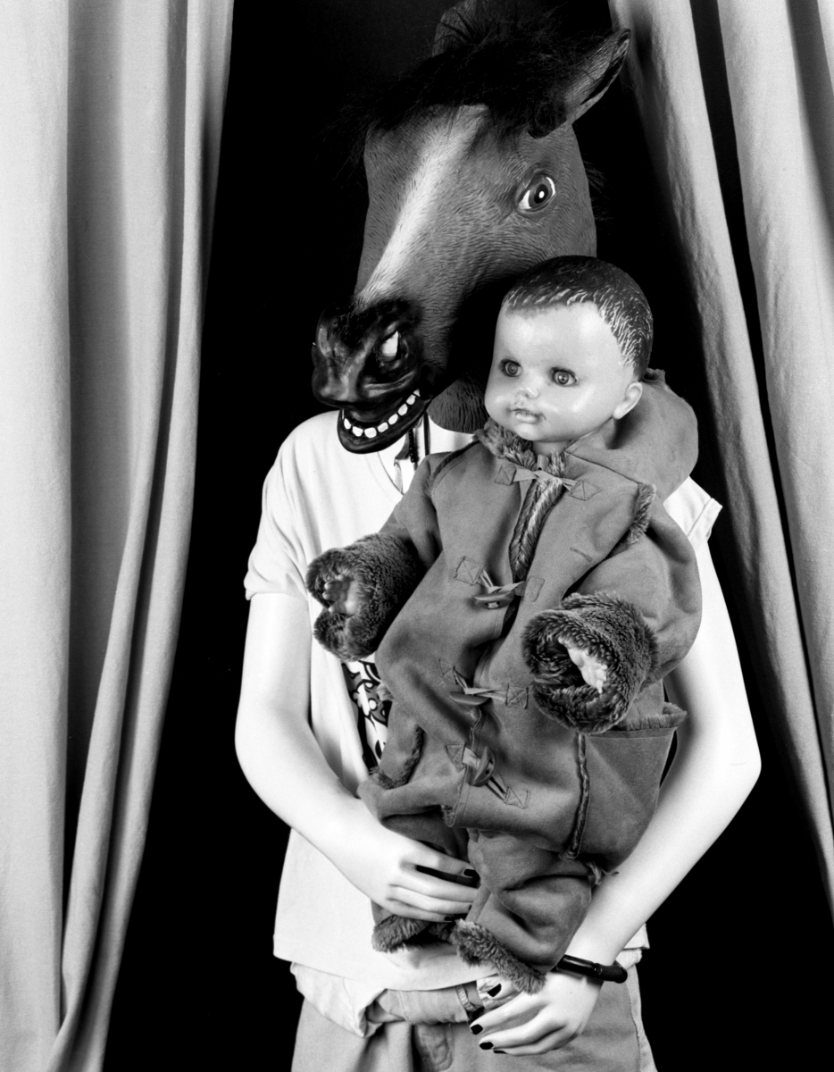 PORTRAIT DE FAMILLE / FAMILY PORTRAIT