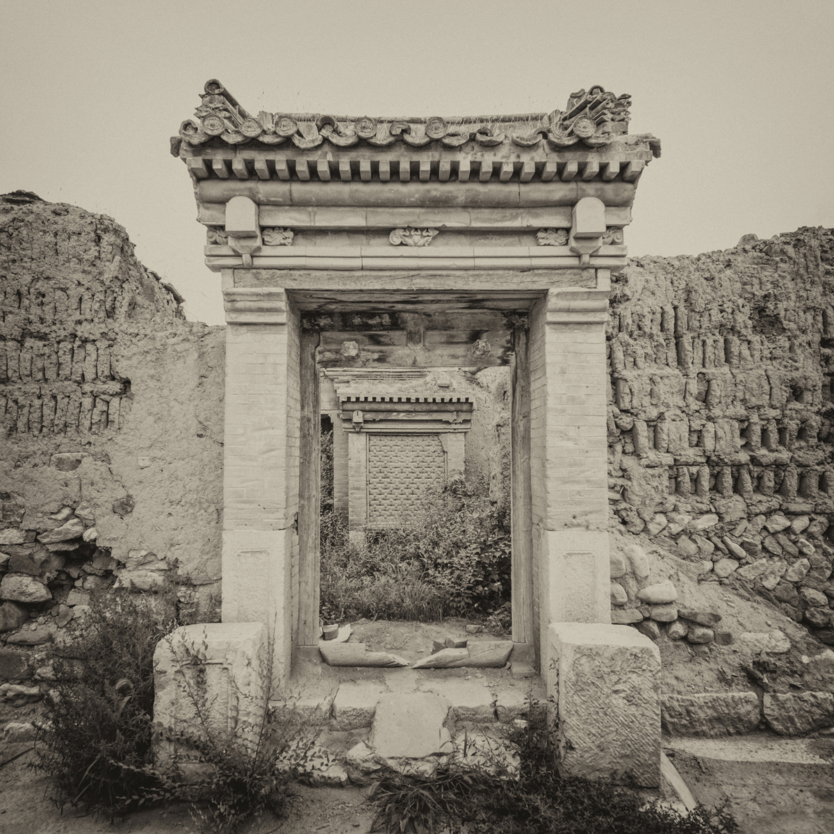 Remains of the Three Jin Dynasties
