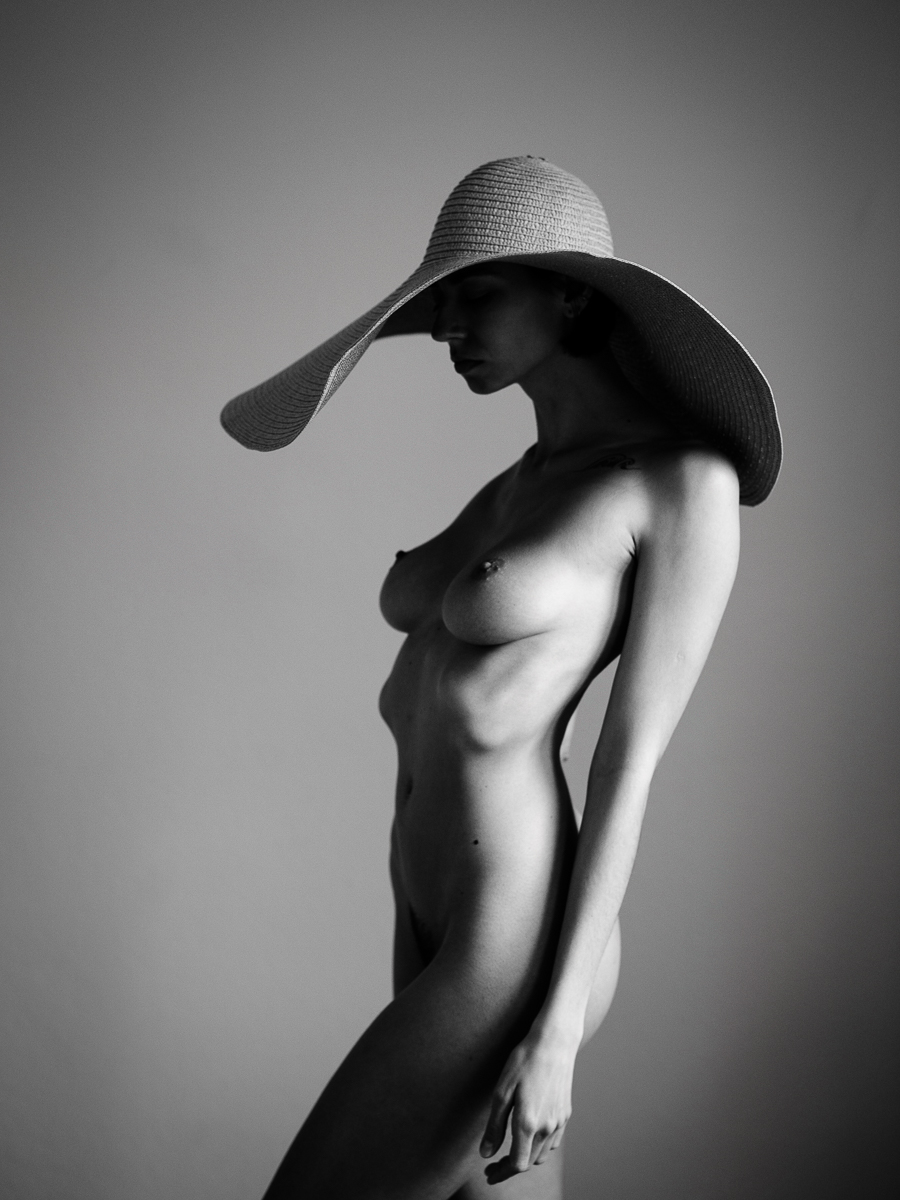 big hat