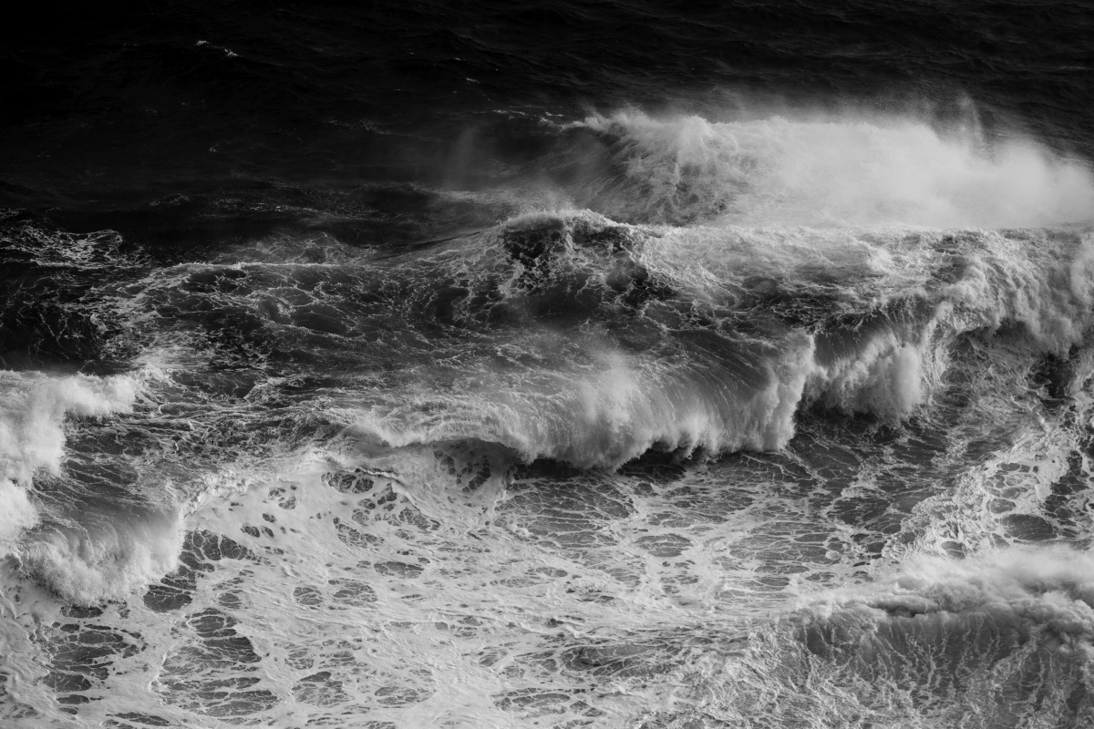 Dark Seas 