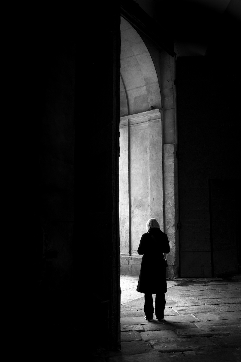 Lights and shadows in the city