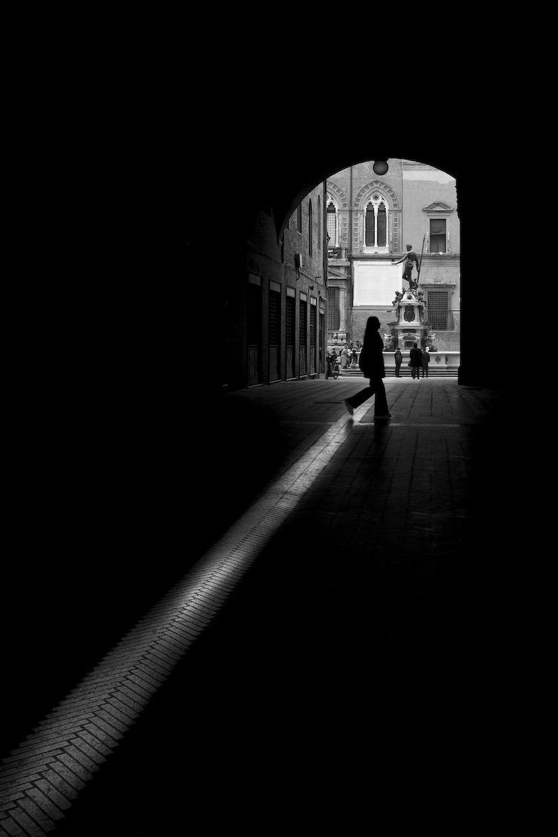 Lights and shadows in the city