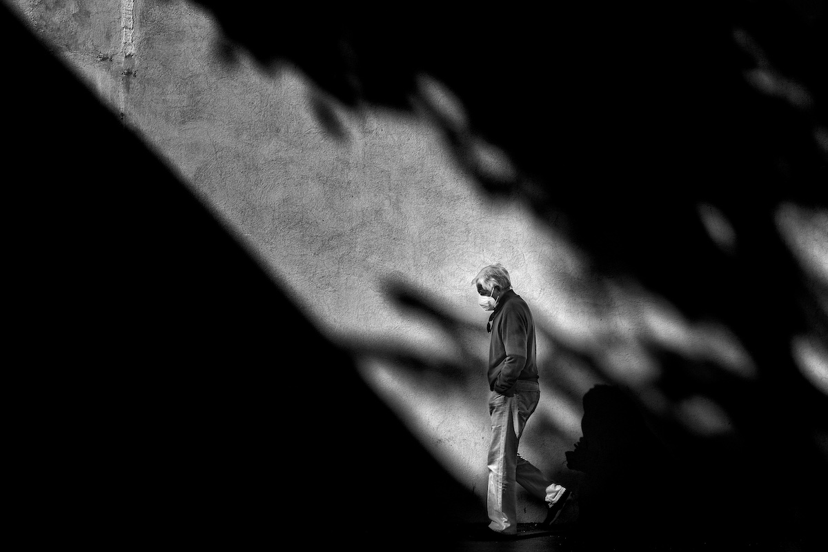Lights and shadows in the city