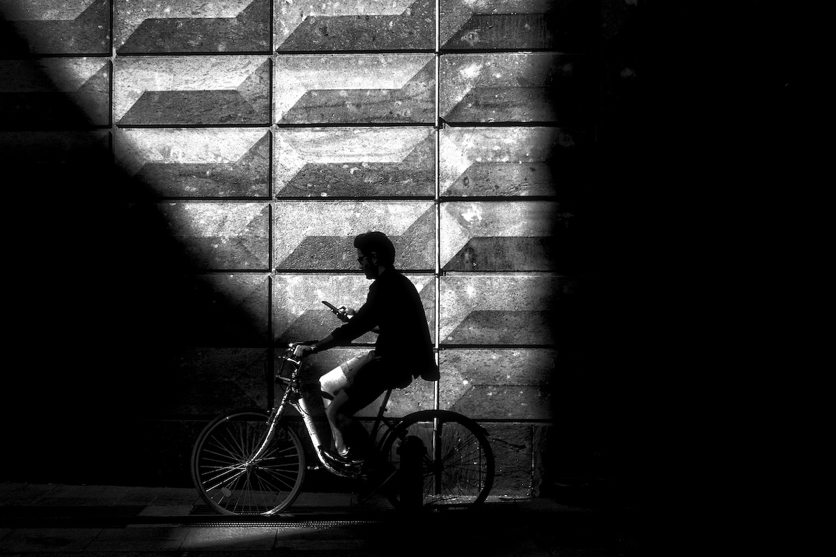 Lights and shadows in the city
