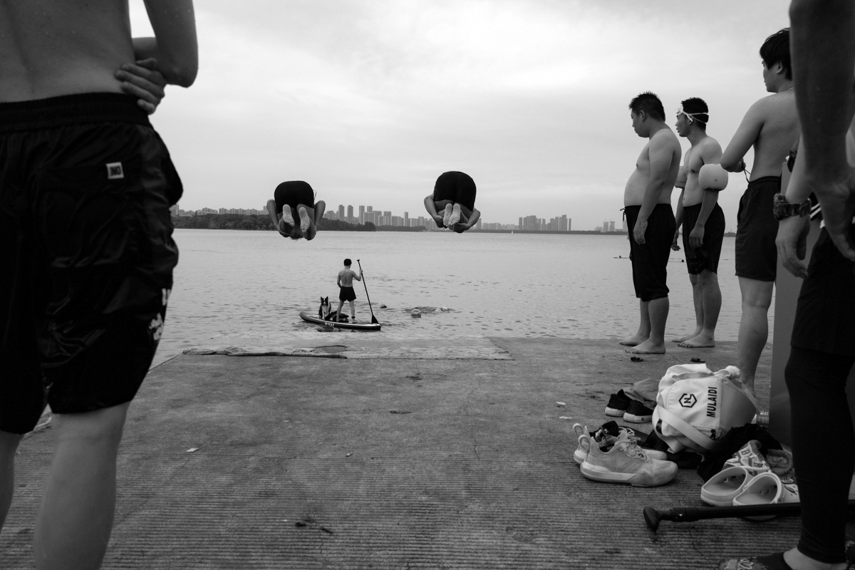 Romantic synchronized diving