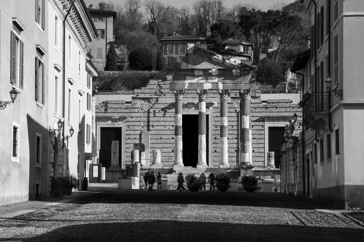 PASSEGGIANDO PER BRESCIA