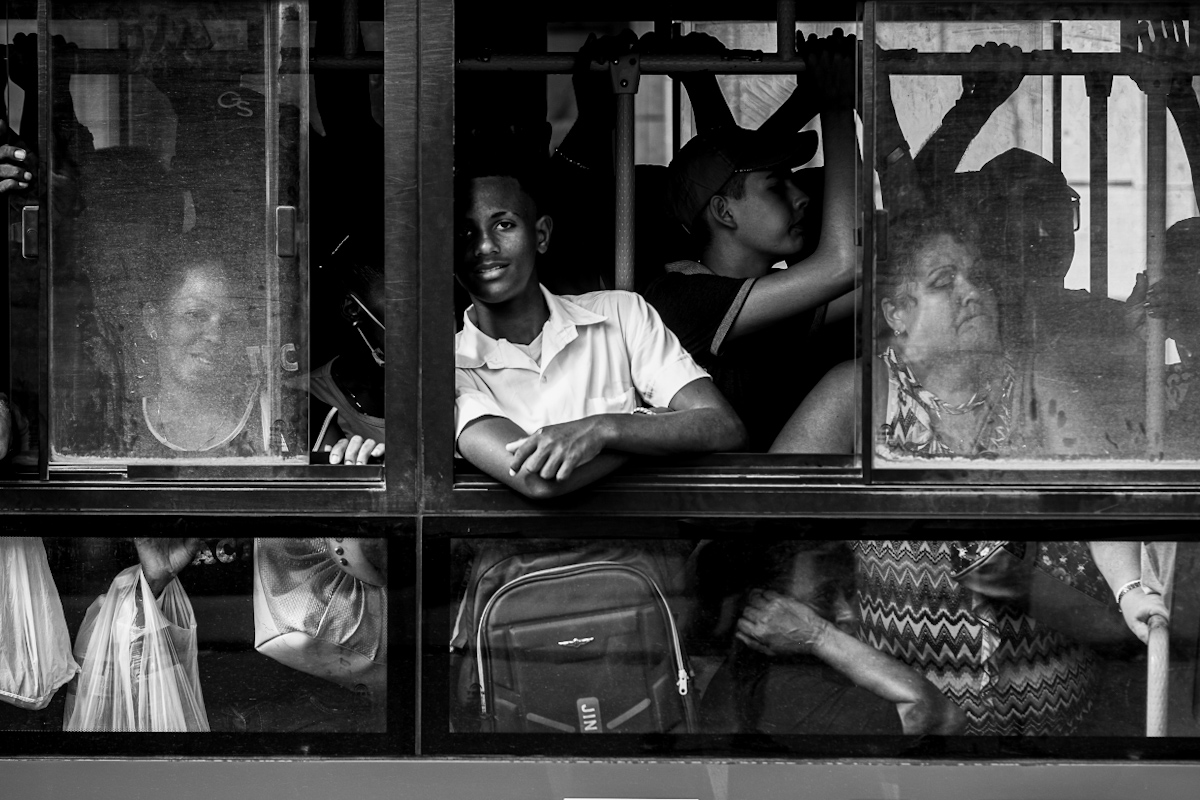 Havana Bus, 4:02 PM