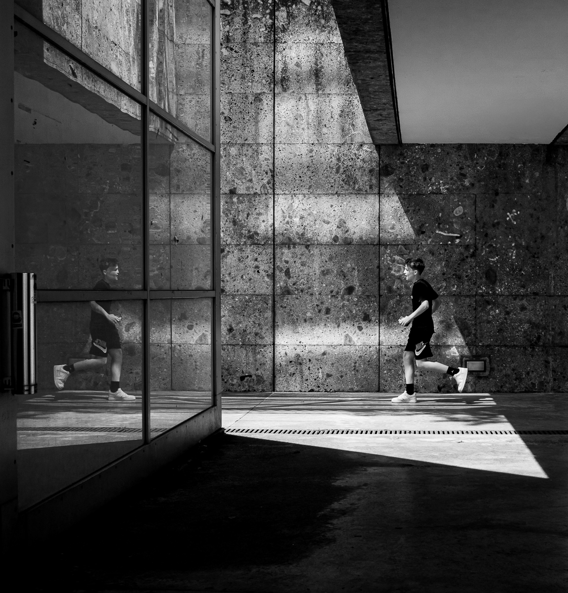 URBAN MIRAGES