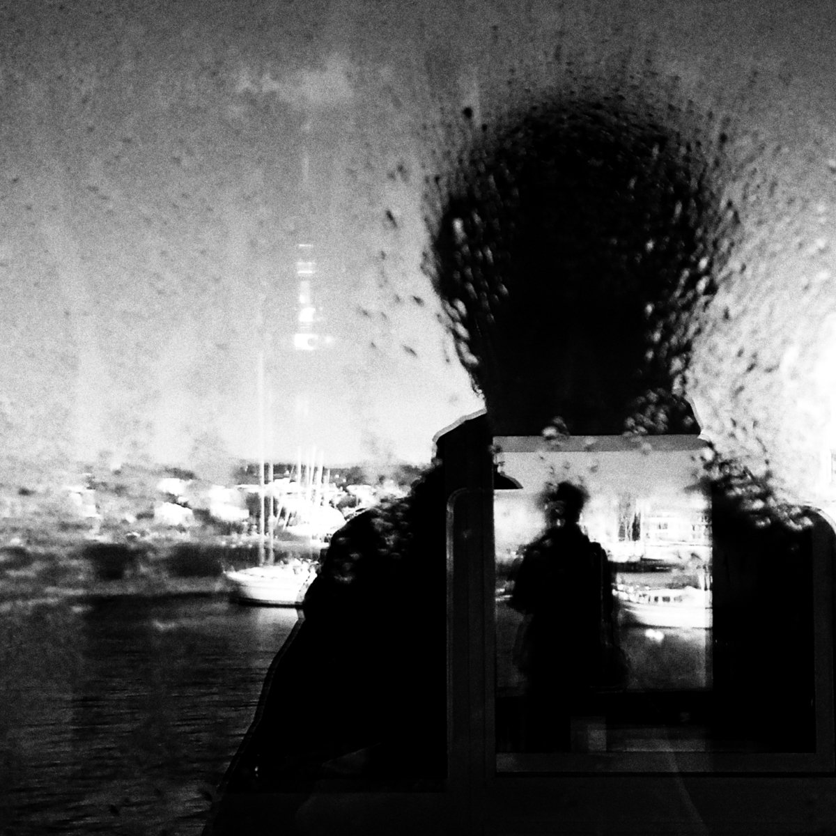 The Psychoanalytic Mirror of Fragmented Identity