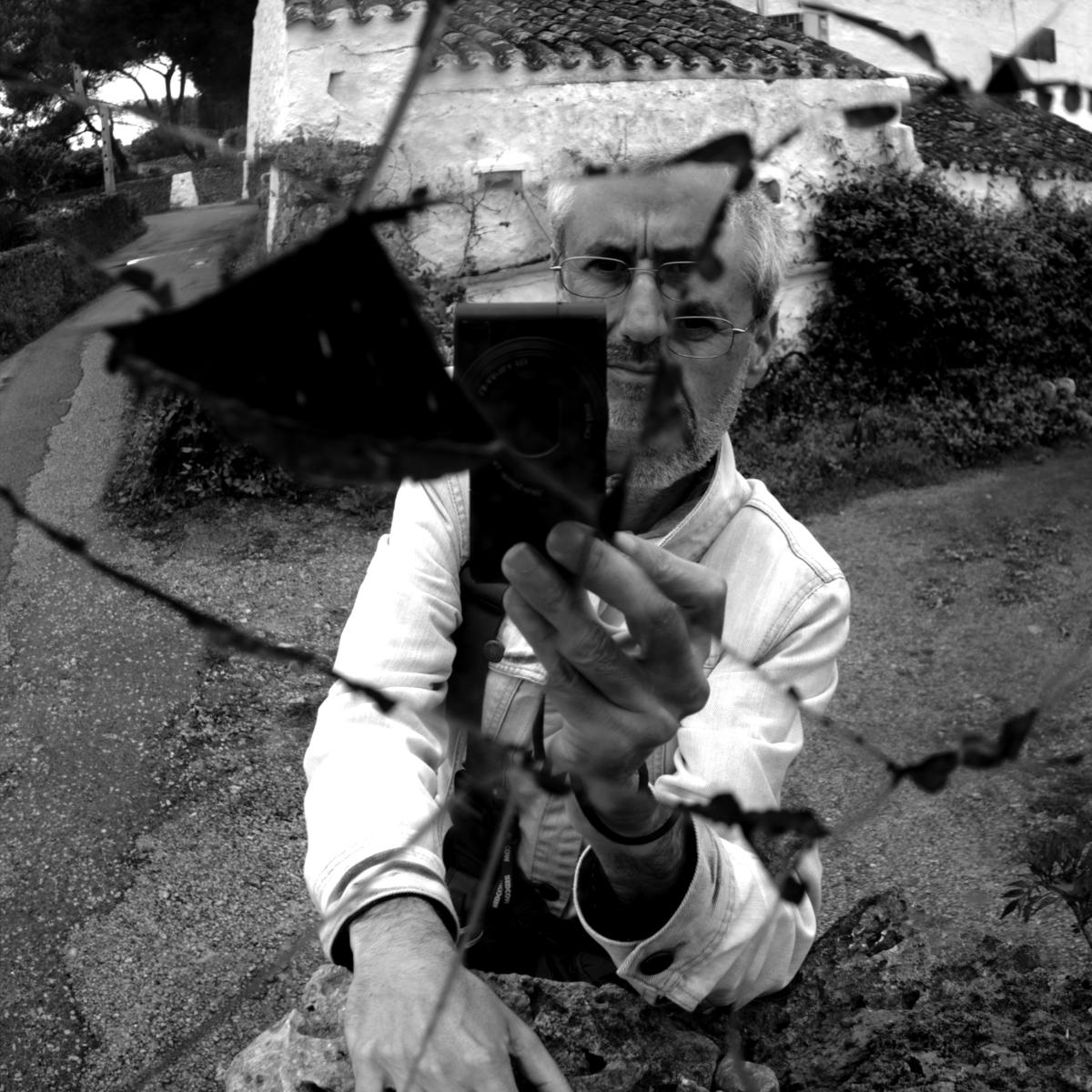 The Psychoanalytic Mirror of Fragmented Identity