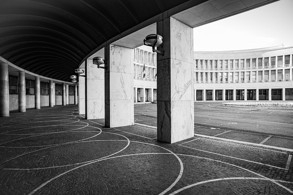 The Shapes and Perspectives of Rationalist Architecture 
