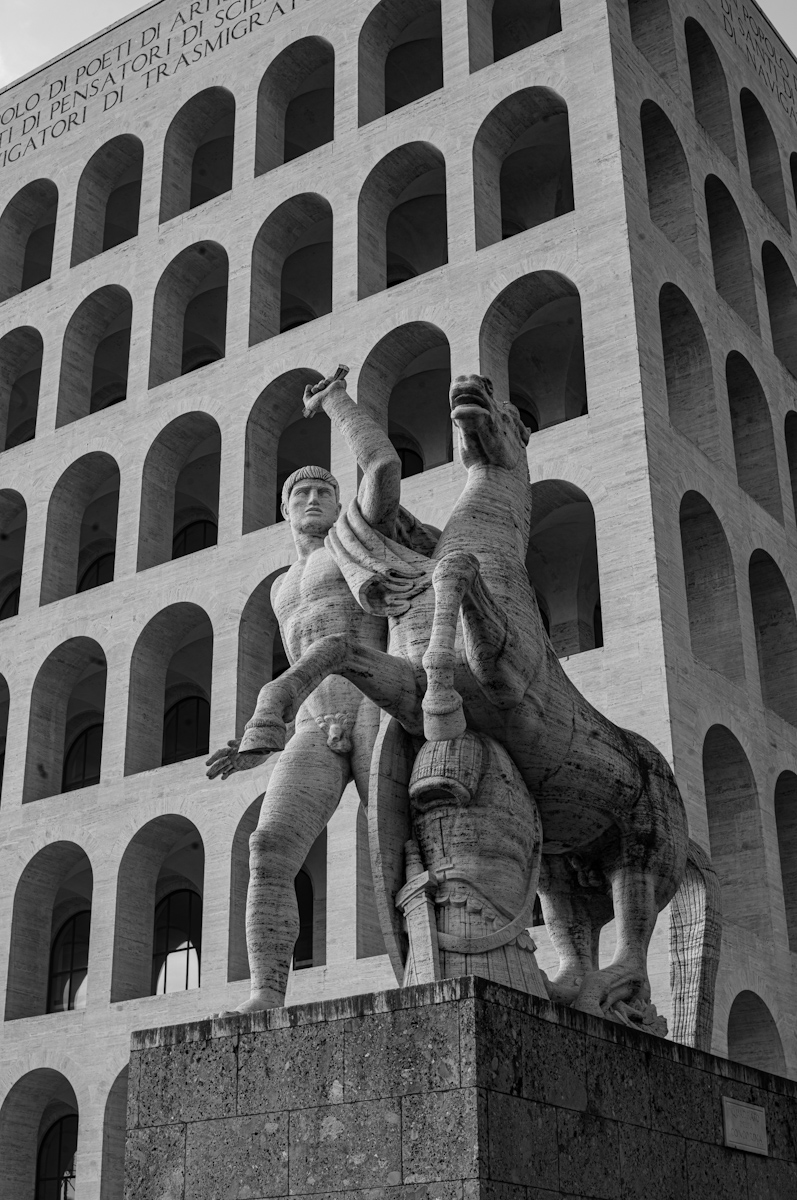 The Shapes and Perspectives of Rationalist Architecture 