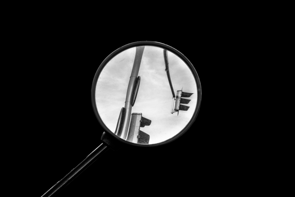 Phantom Frames-The Distance Between Seeing and Recording