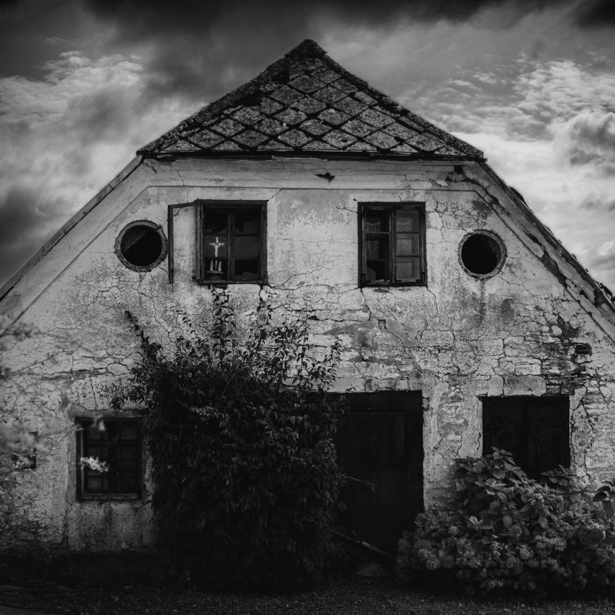 Holy Ruins