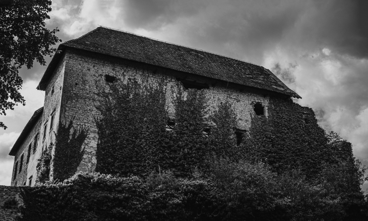 Holy Ruins