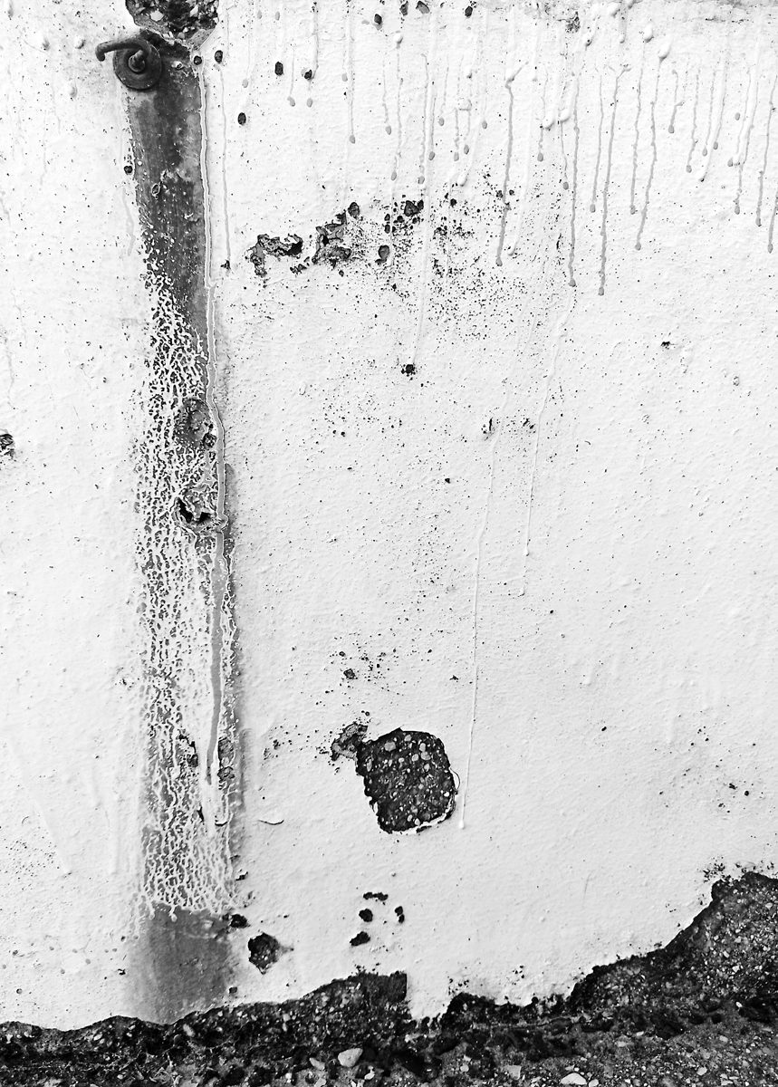 Bleeding walls