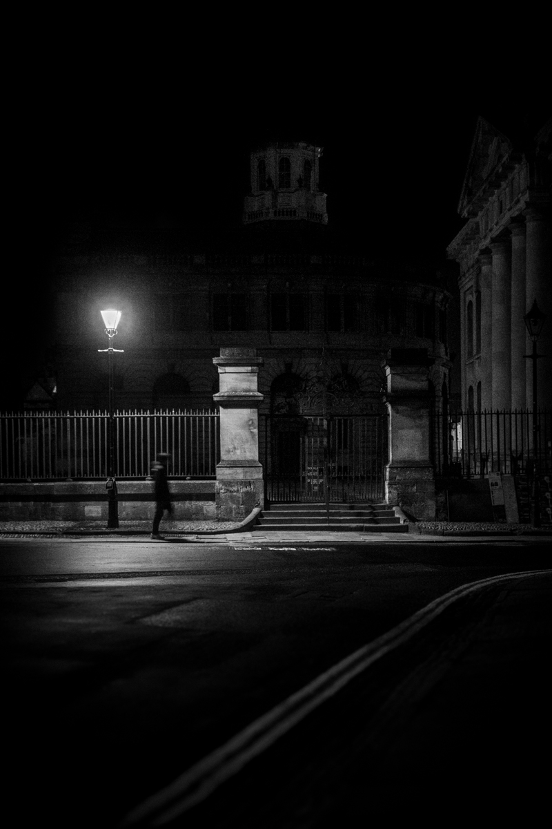 Oxford: Light & Dark
