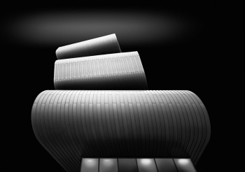Lips-Building