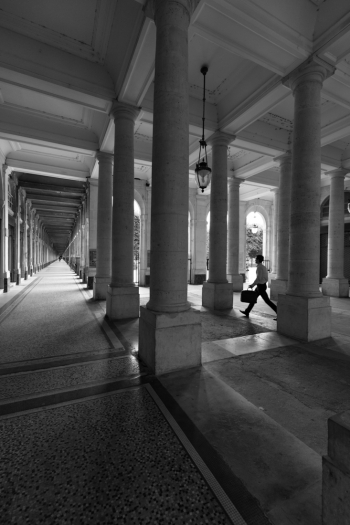 Run to Stand Still