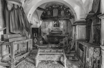 Abandoned and decaying architecture: ruined churches