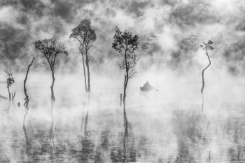 Nomandic living on water ecosystem