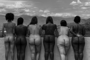 Diverse horizon