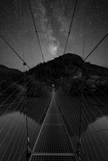 Infinity shades of Gray