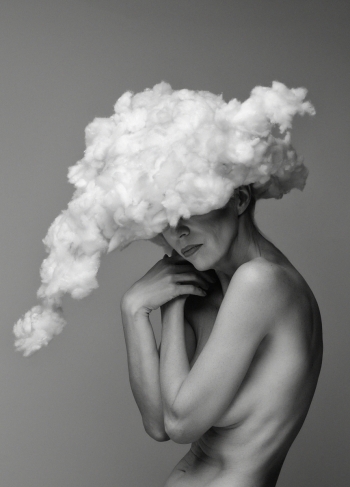 Clouded V