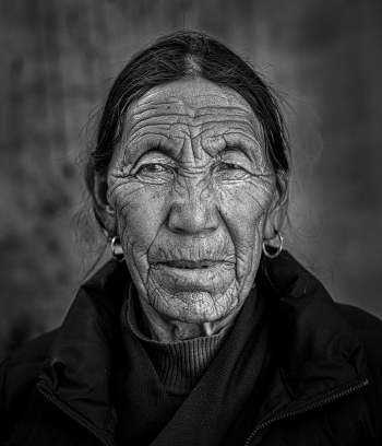 Pilgrim woman I
